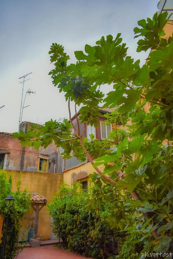 Palazzo Mannino Apartments Κατάνια Εξωτερικό φωτογραφία